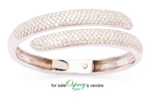 bracelet en or blanc et pavage de diamants